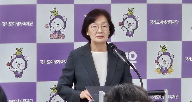 ▲ 2일 오후 2시 경기도여성가족재단에서 열린 '제7차 경기 GPS-북경행동강령 30년, 경기도 성평등 정책의 현황과 과제' 현장에서 김혜순 대표이사의 모습.