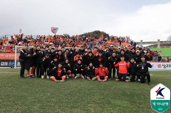춘천의 강원FC 축구팬들은 다시 열광할 수 있을까. 사진=프로축구연맹