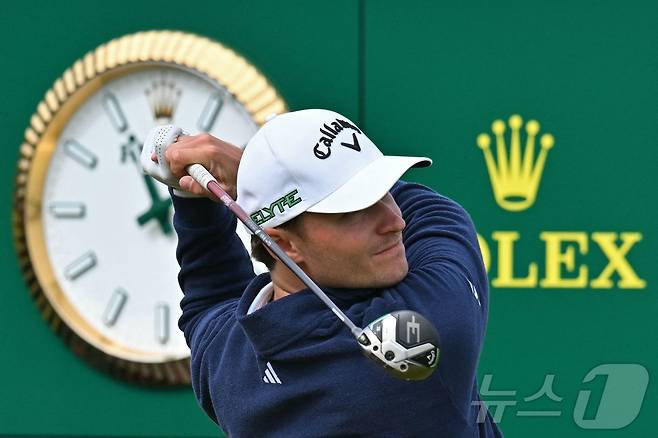 쌍둥이 동생의 빈 자리를 매우는 라스무스 호이고르(덴마크). ⓒ AFP=뉴스1