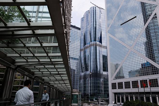 2024년 3월 홍콩 센트럴 지역의 오피스 빌딩들. / 로이터=연합뉴스