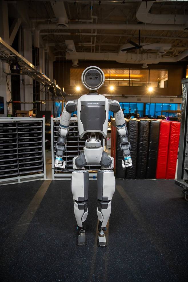 보스턴 다이나믹스가 제작한 이족보행 로봇 아틀라스. 현대자동차그룹 제공