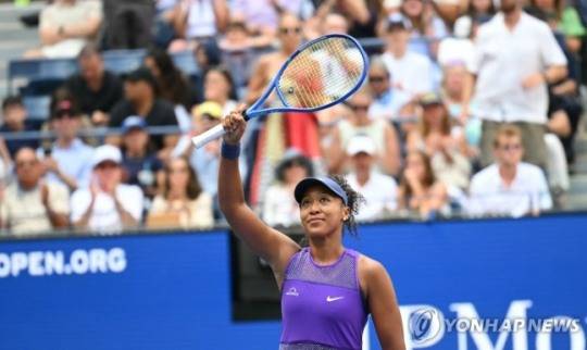 US오픈 8강 오른 오사카 / 사진=연합뉴스