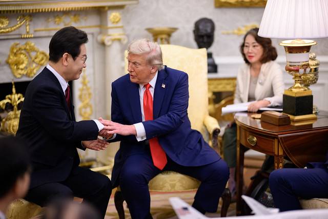 ▲사진 공유 플랫폼 플리커 백악관 공식 계정에 올라온 이재명 대통령과 도널드 트럼프 미국 대통령