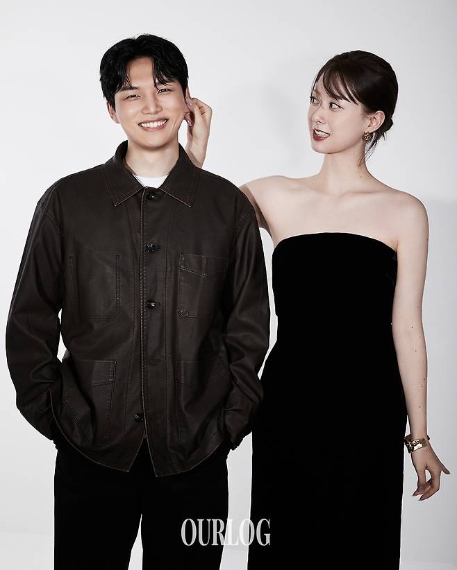 아워로그 가을 화보 이미지