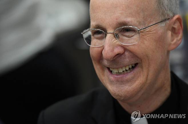 제임스 마틴 신부 [로이터 연합뉴스 자료사진. 재판매 및 DB 금지]