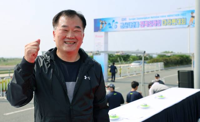 정영택 전북롤러스포츠연맹 회장이 군산새만금 전국인라인 마라톤대회 등을 성공적으로 개최해 오고 있다./사진제공=전북롤러스포츠연맹