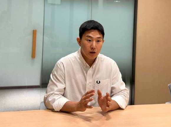 조민수 업스테이지 도큐먼트AI 기술총괄이 1일 서울 강남구 오랜지플래닛에서 아이뉴스24와 인터뷰를 진행하고 있다. [사진=업스테이지]