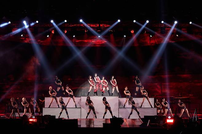 aespa performs during its ″SYNK: aeXIS Line″ concert tour opened at KSPO Dome in southern Seoul with three shows from Aug. 29 to 31. [SM ENTERTAINMENT]