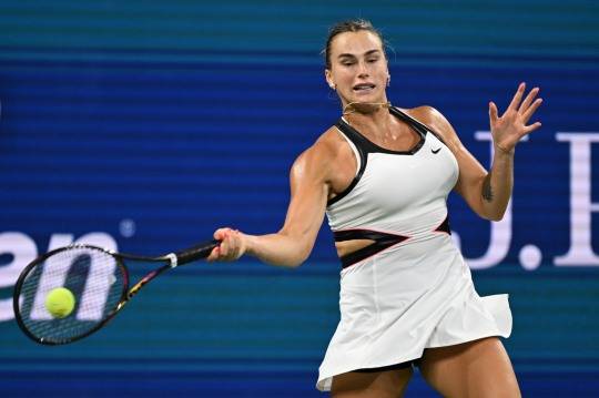 사발렌카의 8강 경기 장면. 사진[신화=연합뉴스]