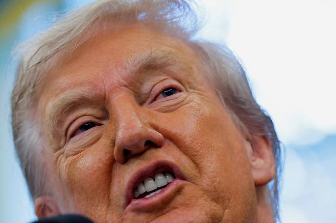 도널드 트럼프 미국 대통령이 2일(현지시간) 백악관에서 연설하고 있다. [로이터]