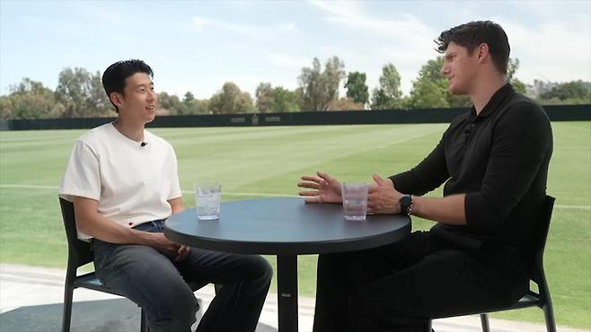 ABC 방송의 ‘굿모닝 아메리카’에 출연한 손흥민. 방송화면 캡처