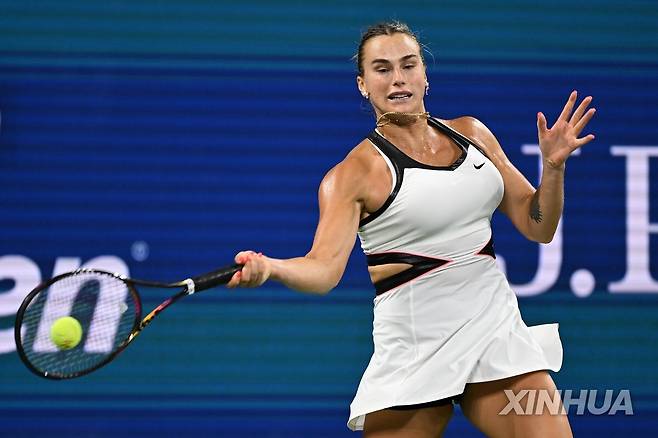 사발렌카의 8강 경기 장면 [신화=연합뉴스]