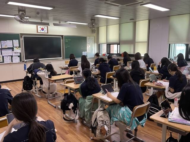 ▲ 3학년 쉬는 시간에도 열심히 하는 모습