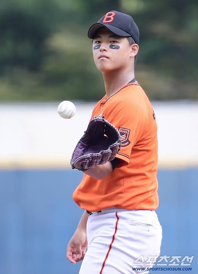 5일 서울 목동구장에서 열린 제80회 청룡기 고교야구선수권 대회 및 주말리그 왕중왕전 북일고-인천고 경기. 투구하는 북일고 박준현. 목동=송정헌 기자songs@sportschosun.com/2025.07.05/
