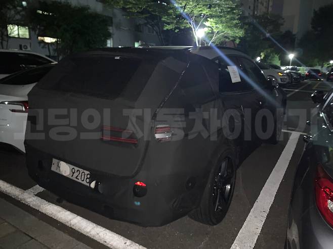 사진 : 제네시스 GV70 EREV 추정 테스트카 (출처=고딩의 자동차이야기)