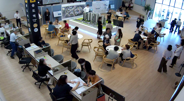 송도역 한신더휴 프레스턴 견본주택 집객이미지