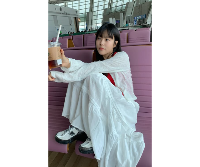 민도희가 공항 민폐 논란에 대해 고개를 숙였다. 민도희 SNS