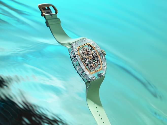 스켈레톤 형태로 완성된 칼리버 RM 75-01에서 건축미를 느낄 수 있다. 사진 리차드 밀