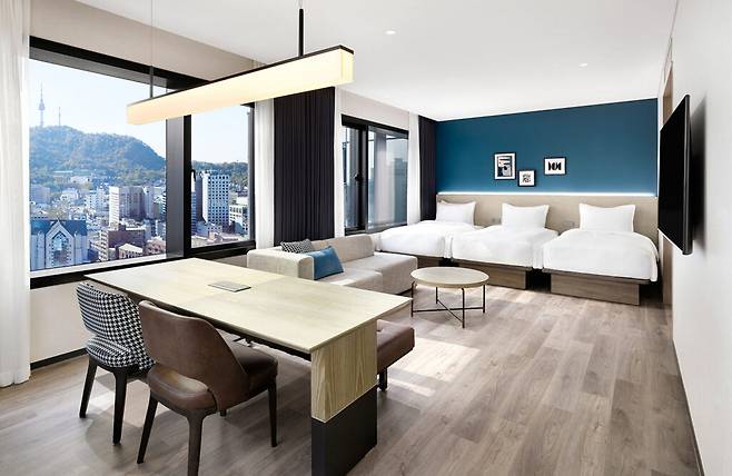 The Premium room at Four Points by Sheraton Josun, Seoul Myeongdong in Jung District, central Seoul [FOUR POINTS BY SHERATON JOSUN, SEOUL MYEONGDONG]