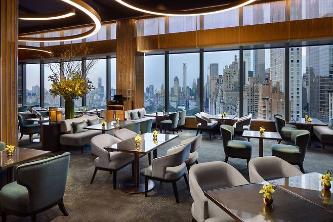 만다린오리엔탈 뉴욕 MO LOUNGE 한화 제공