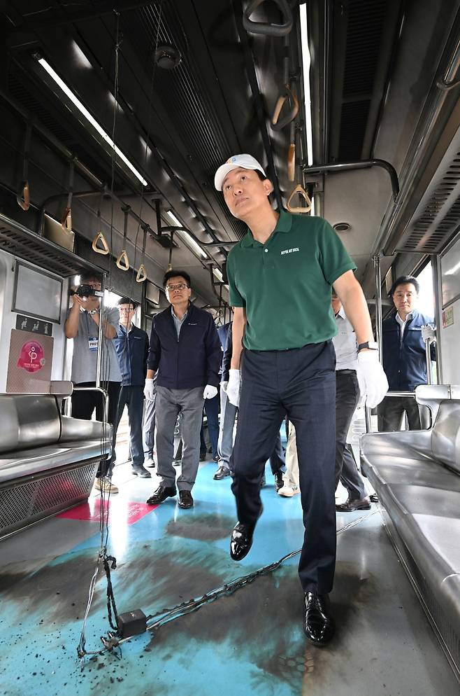 발화 현장을 점검하는 오세훈 서울시장 [서울시 제공. 재판매 및 DB 금지]