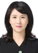 김윤아 입학처장