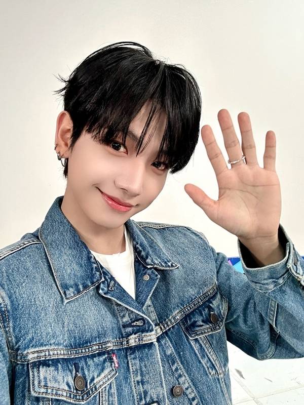 보이넥스트도어(BOYNEXTDOOR) 명재현이 Mnet ‘엠카운트다운’ 진행자로서 마지막 인사를 건넸다.