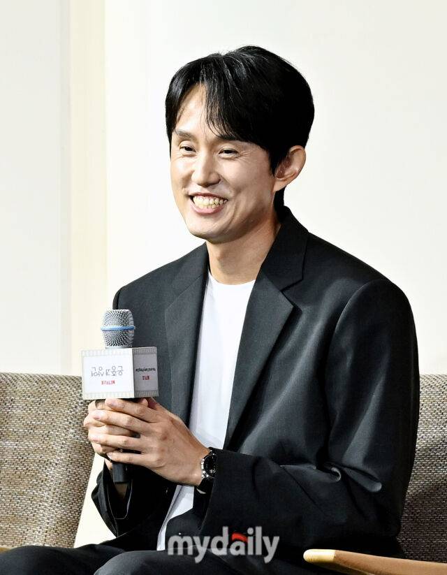조영민 연출이 5일 오후 서울 장충동 앰배서더 서울 풀만 호텔에서 진행된 넷플릭스 '은중과 상연' (연출 조영민) 제작발표회에서 이야기를 하고 있다. / 송일섭 기자(andlyu@mydaily.co.kr)