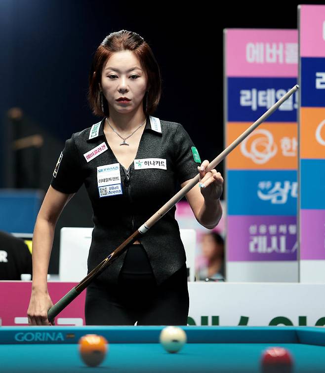 [서울=뉴시스] 프로당구 2025~2026시즌 4차 투어 'SY 베리테옴므 PBA-LPBA 챔피언십' LPBA 16강에 진출한 김가영. (사진=PBA 제공) *재판매 및 DB 금지