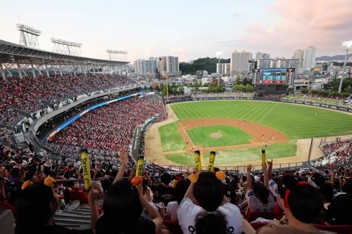 단일 시즌 역대 최다 관중 기록 경신을 눈앞에 둔 프로야구 [연합뉴스 제공]