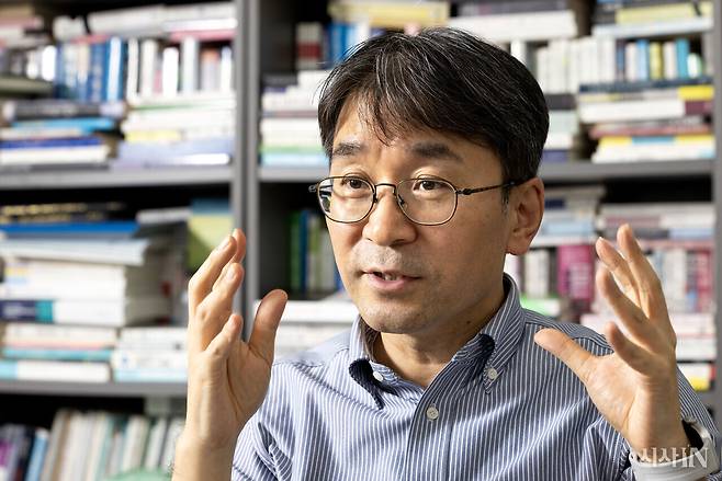 마강래 교수는 ‘인구감소 위기지역 대부분에서 중장년층이 순유입되는 현상’에 주목했다. ⓒ시사IN 조남진