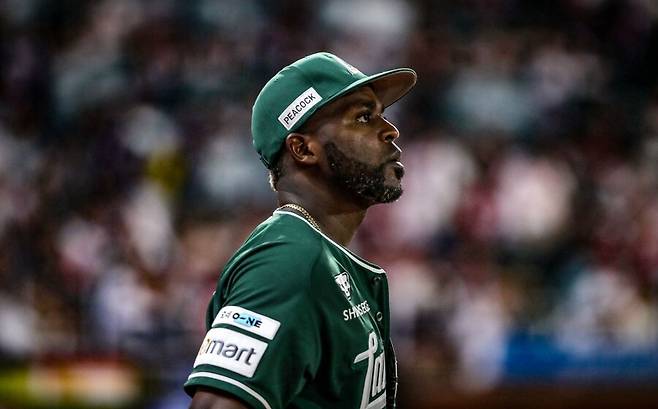 ▲ 타격왕 레이스에서 기적을 꿈꾸는 SSG 외국인 타자 기예르모 에레디아 ⓒSSG랜더스