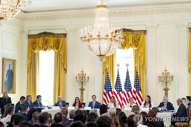 멜라니아 여사, 백악관 AI 회의 주재 [AP=연합뉴스. 재판매 및 DB 금지]