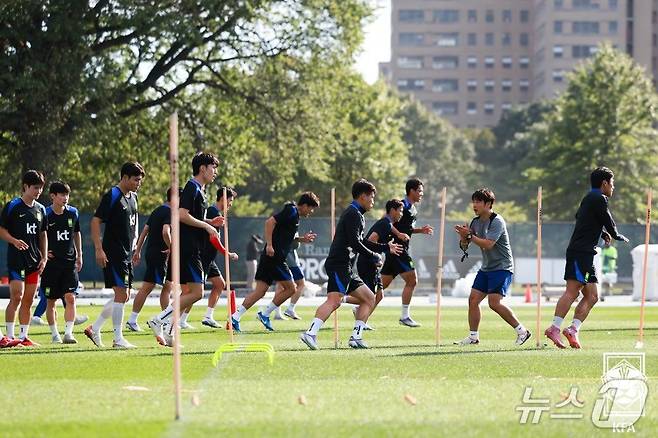 2년 만에 아시아 국가가 아닌 팀과 겨룬다. 미국은 강호다. 생각과는 다른 양상이 펼쳐질 수 있다. (KFA 제공)