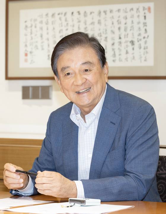 홍석현 중앙홀딩스 회장