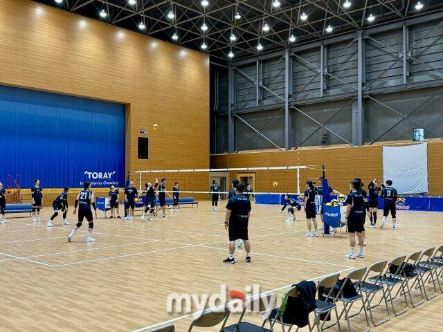 한국도로공사는 6일과 7일 일본 SV.리그 도레이와 친선경기를 갖는다./교토 이보미 기자