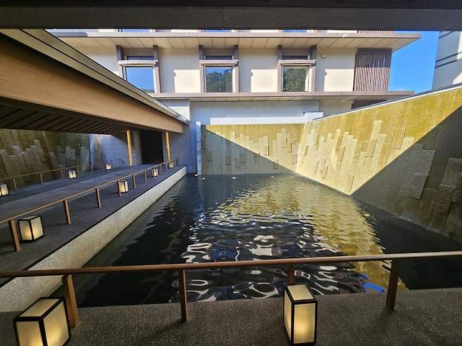 7fed8273b58b68f551ee83e14f8471731e2f1ea62f74a6f2da4389923e423bd4