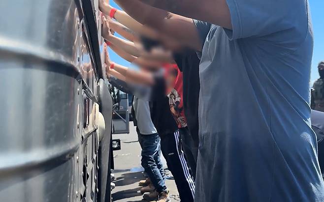 美 이민당국이 공개한 현대차-LG엔솔 이민단속 사진 (출처=ICE 홈페이지)