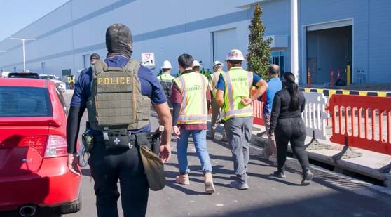 U.S. immigration authorities detained hundreds of Korean nationals during a crackdown at the construction site of the joint venture between Hyundai Motor Group and LG Energy Solution on Sept. 4. The picture has been taken from the U.S. Immigration and Customs Enforcement's website. [SCREEN CAPTURE]