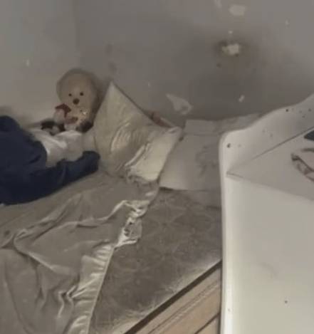 브라질 여아가 6년간 갇혀 지낸 방 [출처=데일리메일]