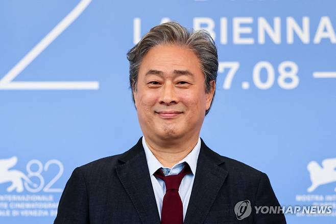 영화 '어쩔수가없다'의 감독 박찬욱 제82회 베네치아영화제에서 박찬욱 감독의 모습. [로이터=연합뉴스 자료사진]