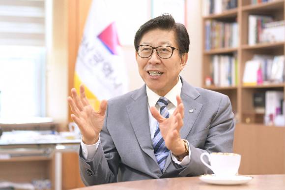 박형준 부산광역시장. [사진=부산광역시]