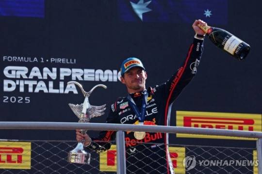 우승을 기뻐하는 막스 페르스타펀 / 사진=연합뉴스