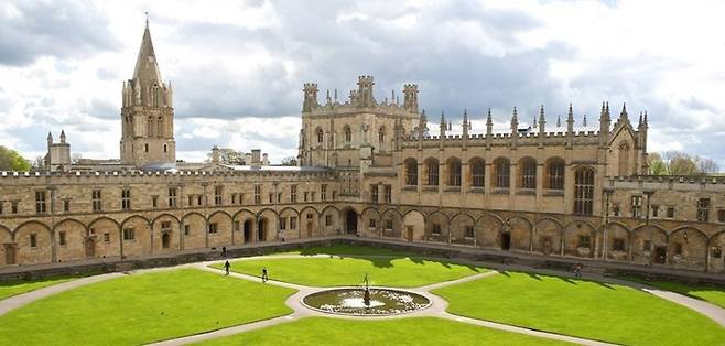 영국 잉글랜드 옥스퍼드셔주 옥스퍼드대학교 전경. [매경DB]