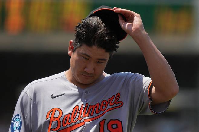 김혜성의 타구를 맞고 쓰러진 스가노 도모유키가 큰 부상을 피했다. 사진은 볼티모어 오리올스에서 활약 중인 스가노의 모습. /사진=로이터