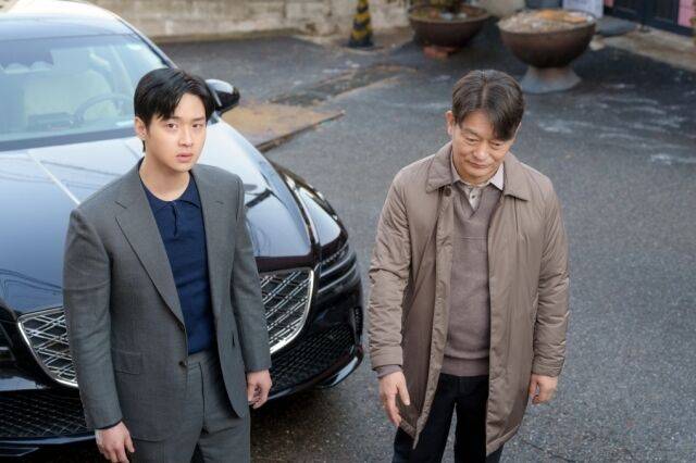 SBS 새 금토드라마 '사마귀: 살인자의 외출' 형사 차수열(장동윤)과 최충호(조성하). /SBS