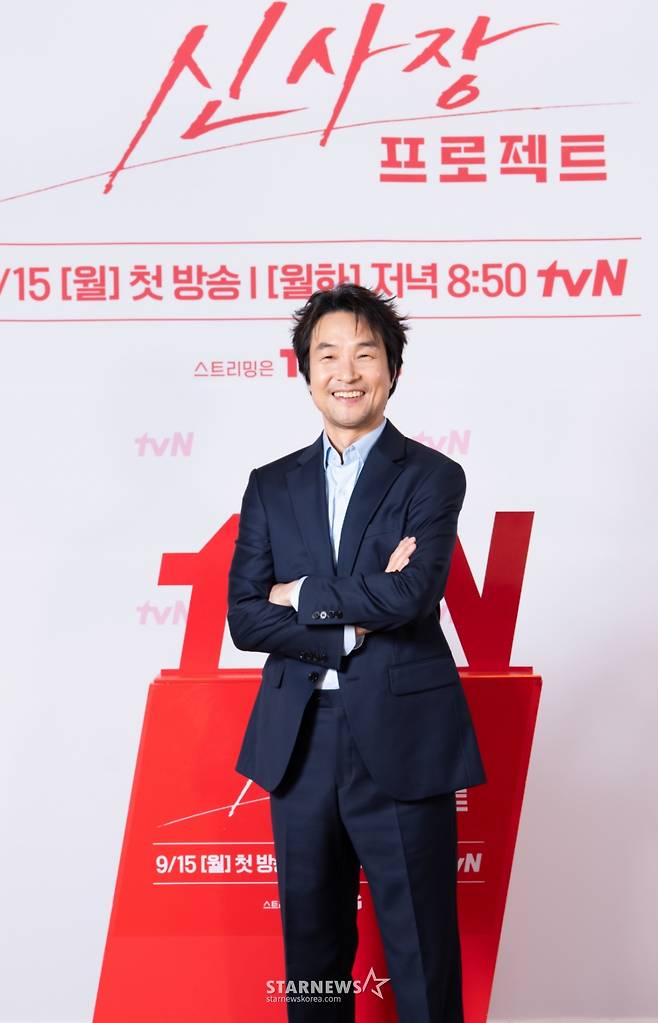 배우 한석규가 8일 오후 온라인으로 진행된 tvN 월화드라마 '신사장 프로젝트' 제작발표회에 참석해 포즈를 취하고 있다. /사진제공=CJENM 2025.09.08 /사진=이동훈 photoguy@