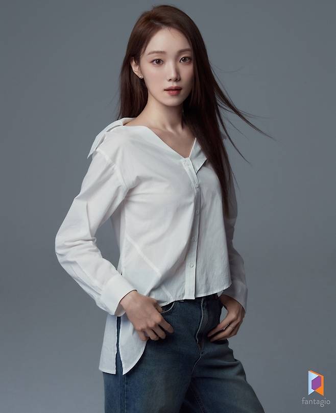 이성경. 사진|판타지오