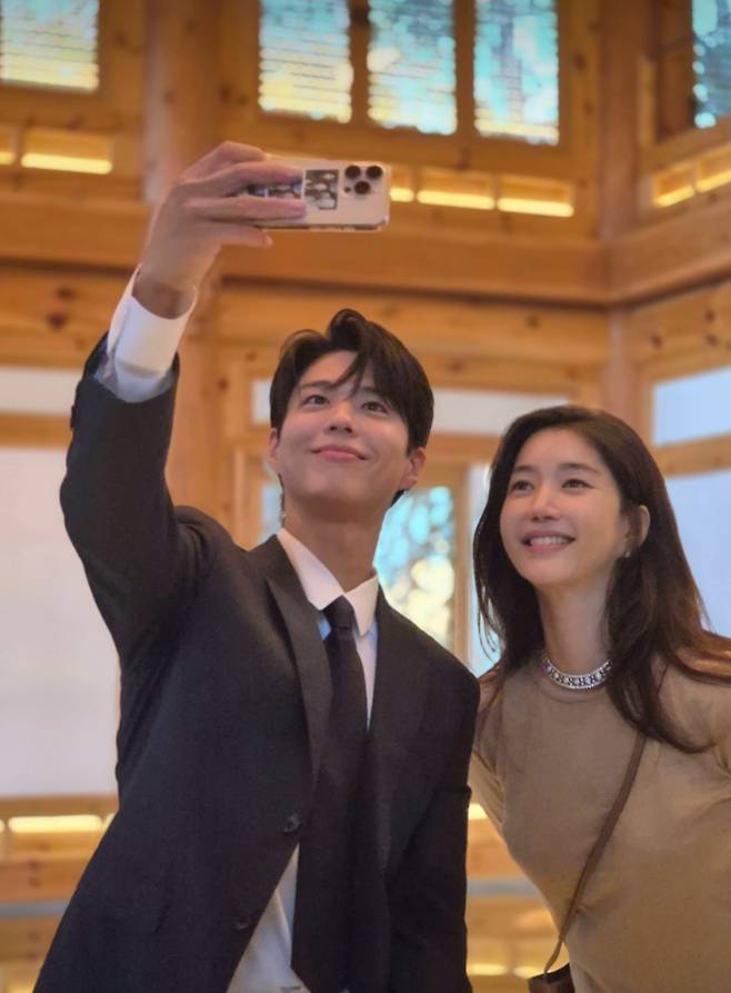 박보검·소유진, 김희영과 친분… 누리꾼 “훅간다” 우려 (사진: 김희영 SNS)