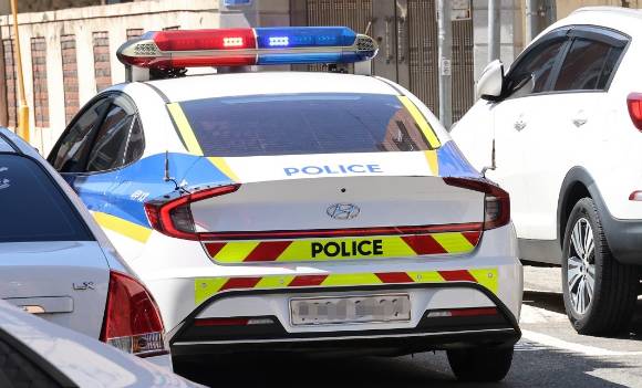 경찰차가 순찰하고 있다. 기사와 직접적 관련이 없는 사진. [사진=연합뉴스]